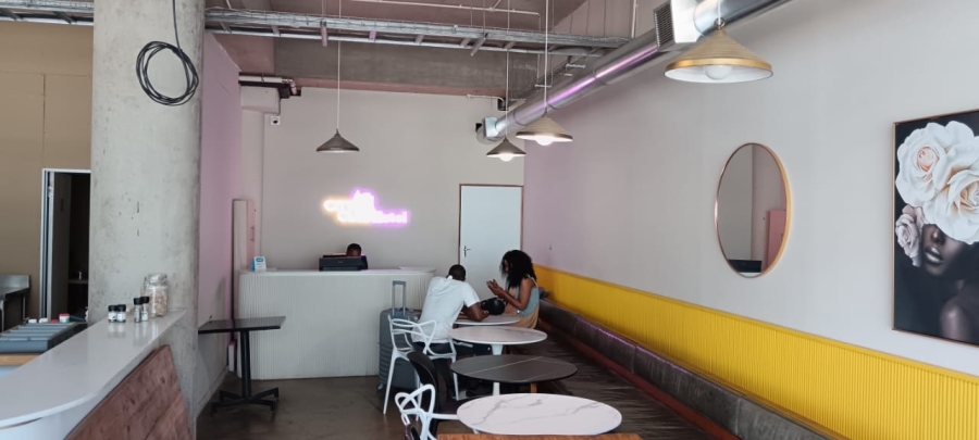 1 Bedroom Property for Sale in Woodstock Western Cape